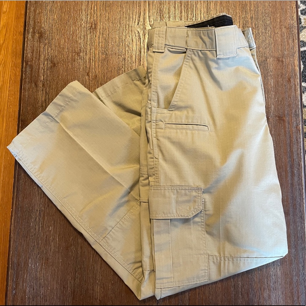 Men’s Dickies Pants